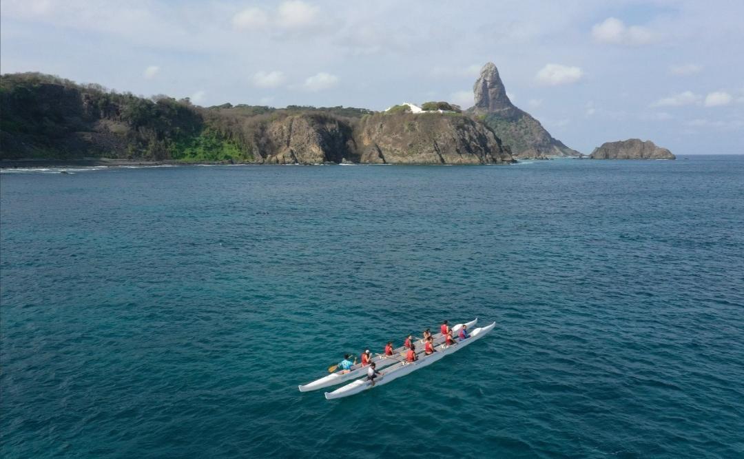 Canoe hawaiane proprie
